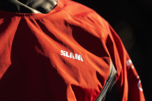 The Importance of Technical Sailing Apparel: An Essential Ally for Regattas and Long Voyages